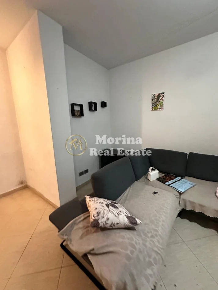 Tirane, jepet me qera apartament 1+1 Kati 2, 60 m² 450 € (Rruga e Dibrës)