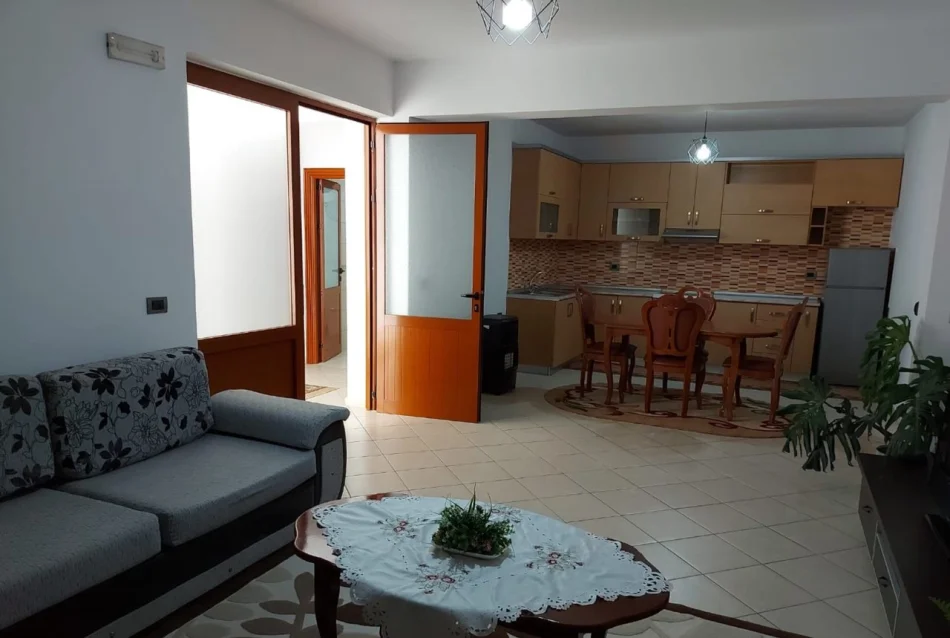 Tirane, jepet me qera apartament 2+1 Kati 2, 100 m² 500 € (Bulevardi i Ri)
