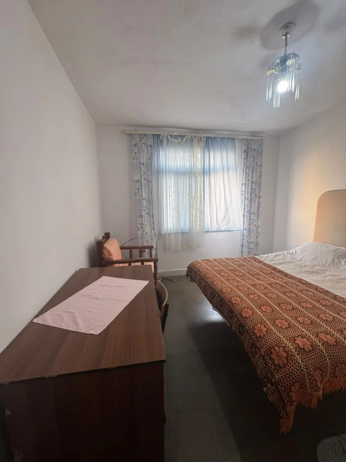 Tirane, jepet me qera apartament 2+1 Kati 3, 75 m² 450 € (Rruga e Dibres)