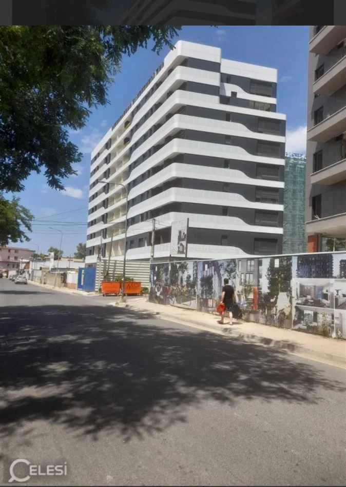 Tirane, shes apartament 2+1 , 102 m² 153.000 € (Rruga Don Bosko Perball Gjykates Administrative)