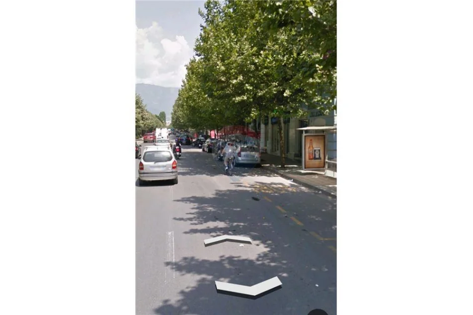 Tirane, shitet dyqan Kati 0, 110 m² 1.100.000 € (Rruga Sami Frasheri)