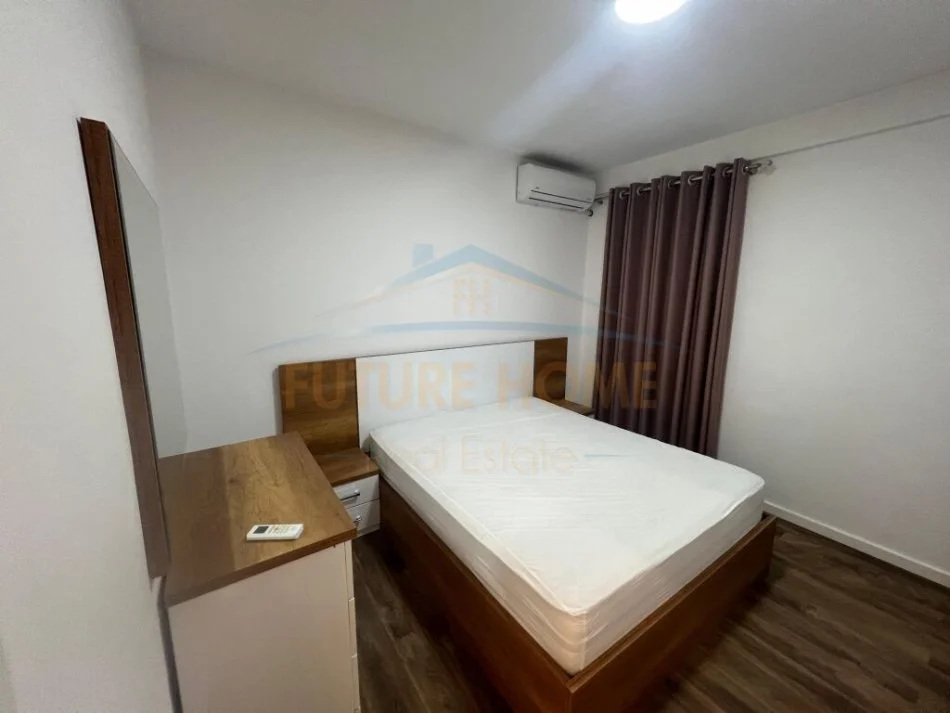Tirane, jepet me qera apartament 2+1 Kati 4, 80 m² 600 € (5 maji)