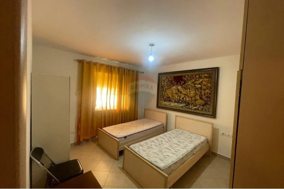 Tirane, jepet me qera apartament 2+1 Kati 6, 80 m² 600 € (Pazari i ri)