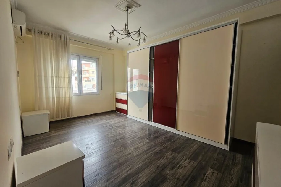 Tirane, shitet 2+1 , 93 m² 258.000 € (Kopshti Zoologjik)