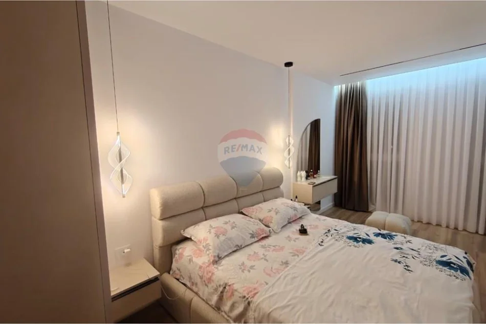 Tirane, shitet 2+1 , 96 m² 145.000 € (Univers City)