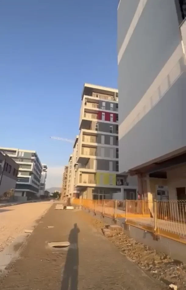 Tirane, shitet apartament 2+1 Kati 1, 91 m² 82.300 € (Prane QTU)