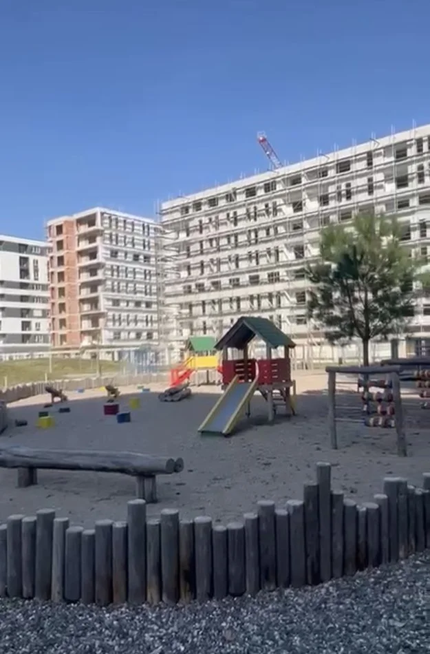 Tirane, shitet apartament 2+1 Kati 0, 94 m² 84.700 € (Prane QTU)