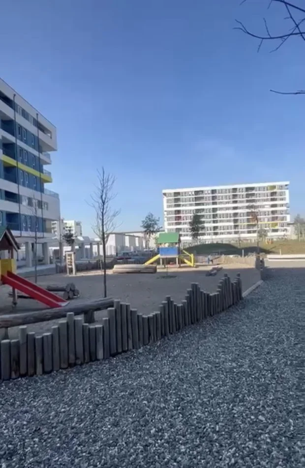 Tirane, shitet apartament 3+1 Kati 2, 99 m² 89.500 € (Prane QTU)