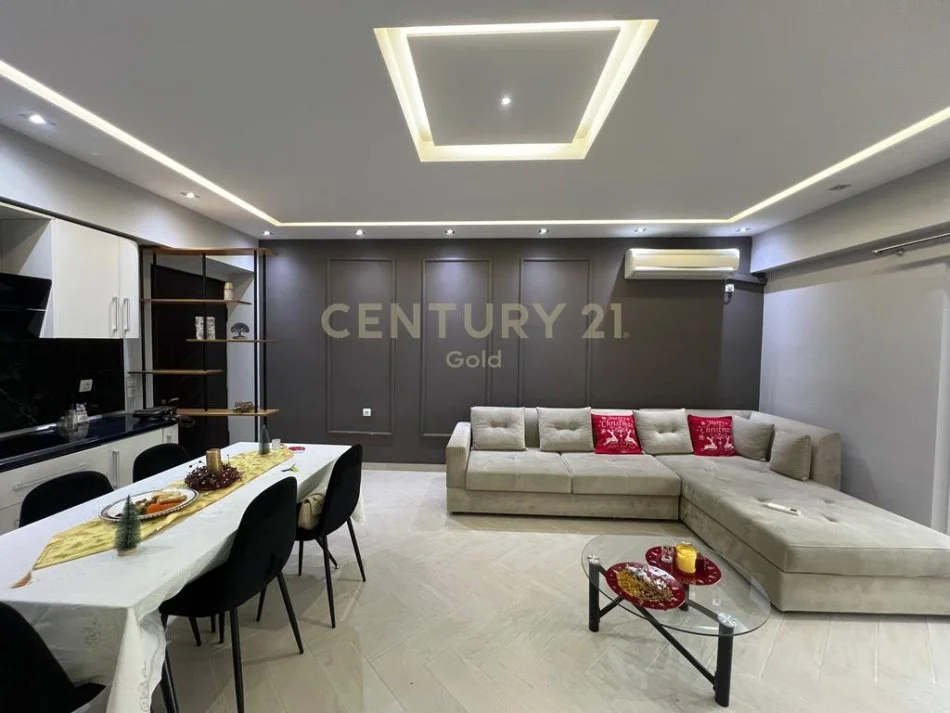 Tirane, jepet me qera apartament 2+1 Kati 12, 99 m² 600 € (Rruga Dritan Hoxha)