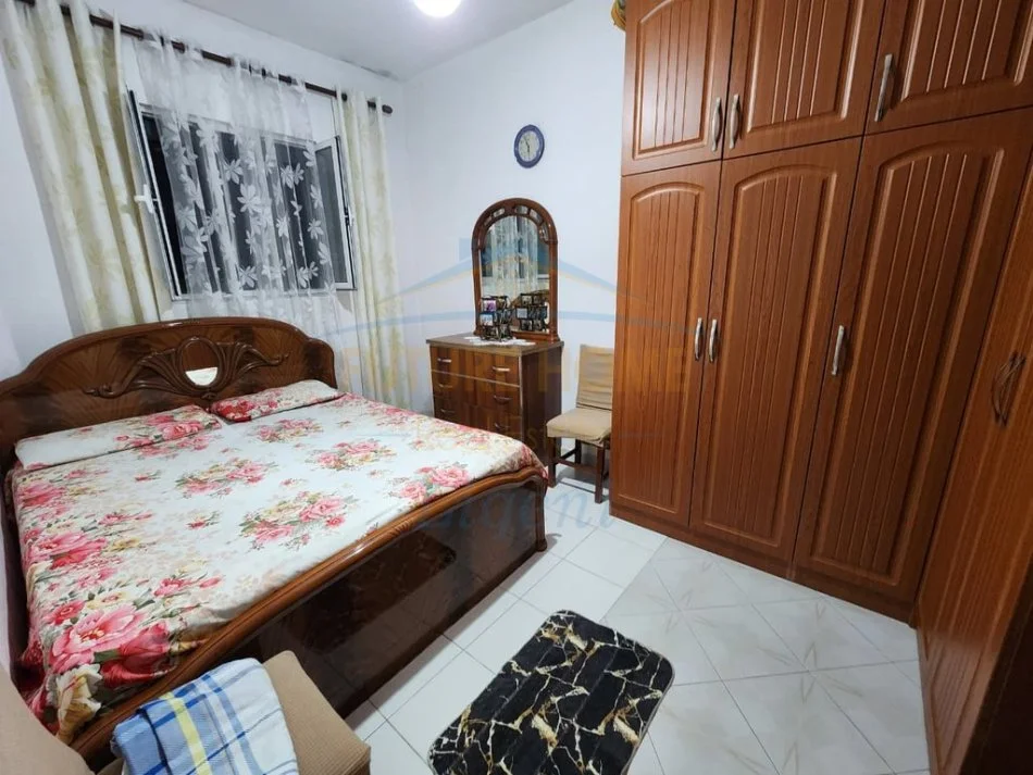 Tirane, jepet me qera apartament 2+1 Kati 2, 110 m² 500 € (Siri kodra)