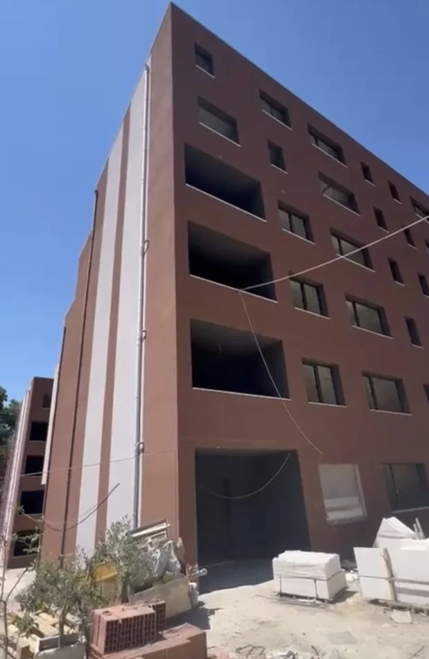 Tirane, shitet 2+1 Kati 6, 112 m² 179.200 € (Rruga Elbasanit)