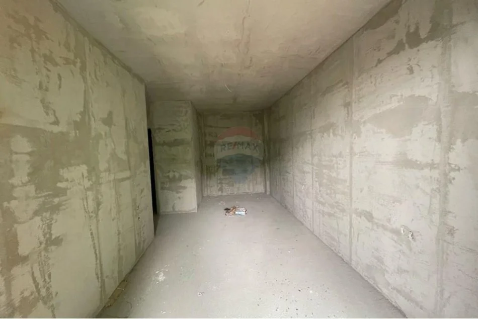 Tirane, shes apartament 3+1+Ballkon , 121 m² 169.400 € (5 maji)