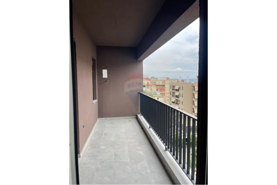 Tirane, shes apartament 2+1 , 109 m² 92.905 € (Kamex)
