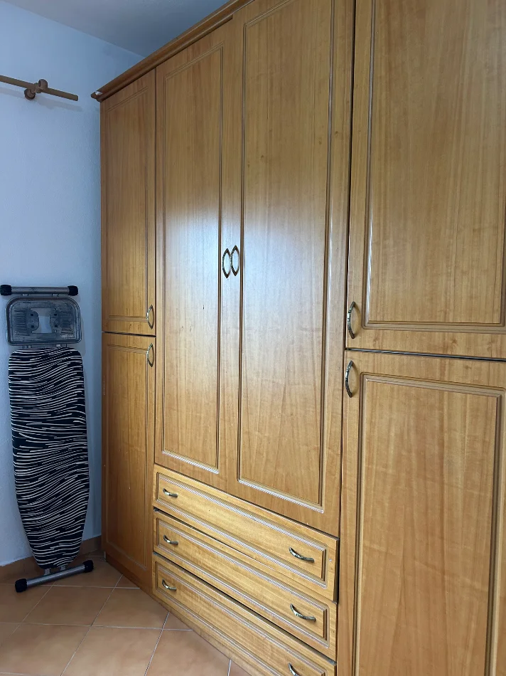Tirane, jepet me qera shtepi 1+1 Kati 1, 350 € (Loni ligori)