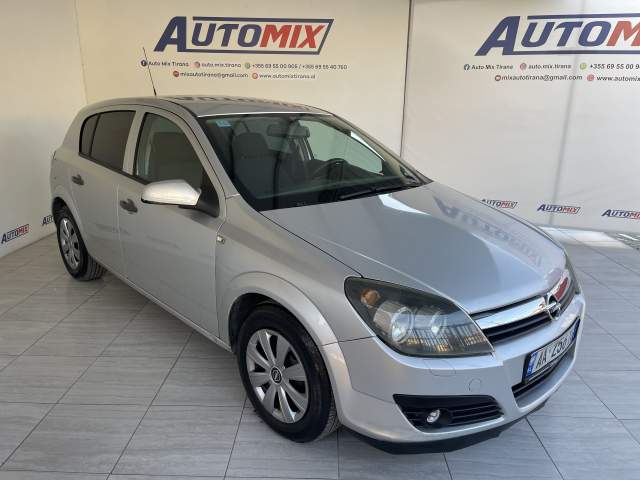 Tirane, shes makine Opel astra Viti 2006, 220.000 Leke
