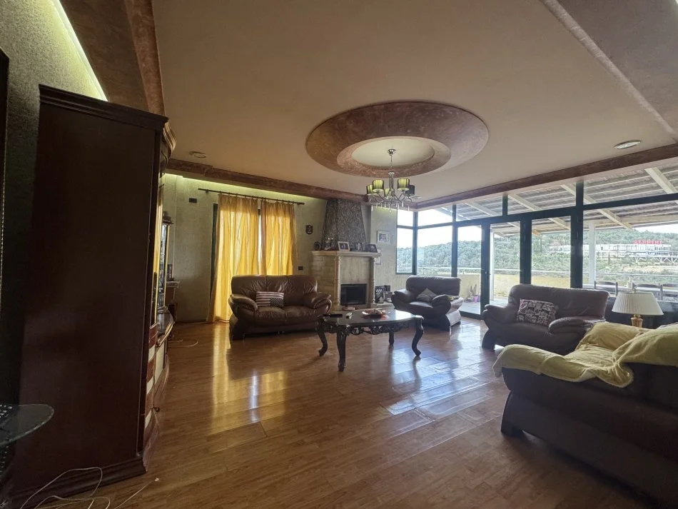 Lushnje, shes apartament+verande | Penthouse 3+1+Aneks+Ballkon Kati 9, (Bulevardi Palmave)