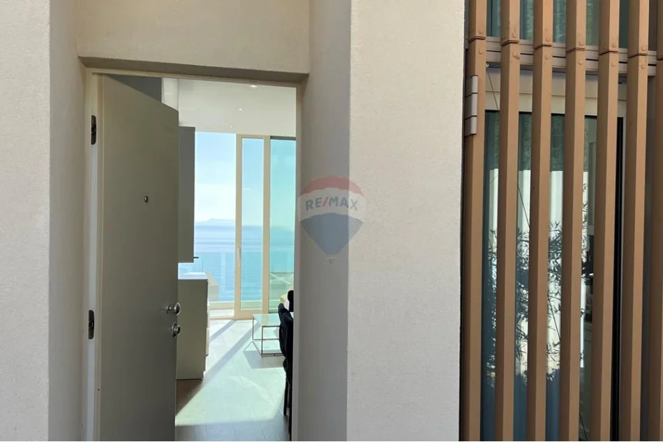 Vlore, shitet apartament 2+1 , 135 m² 550.000 € (Palase)
