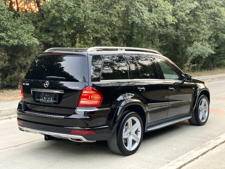 Tirane, shes makine GL Viti 2013 Nafte, e zeze automatik Klima 1 km