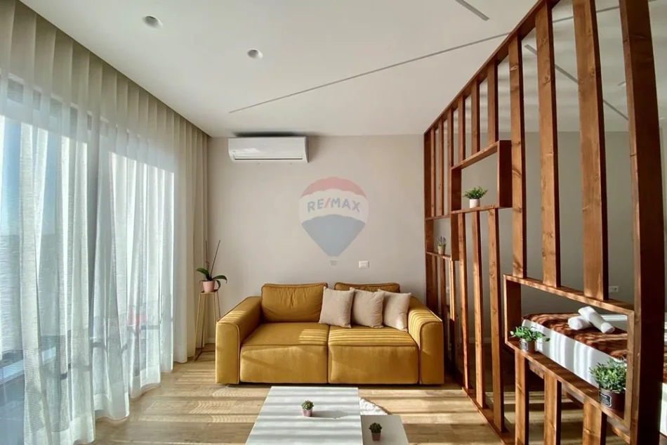 Tirane, jepet me qera garsonier 1+1 , 50 m² 450 € (Kompleksi Arlis)