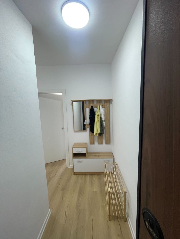 Tirane, jepet me qera apartament 1+1 Kati 2, 55 m² 37000 Leke (Perballe TV Klan)