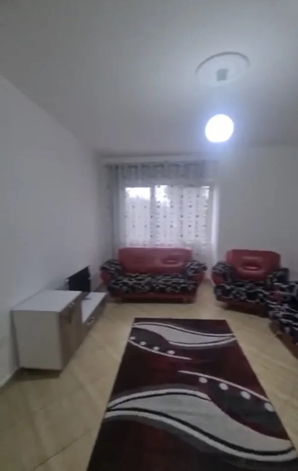 Tirane, shitet apartament 1+1 Kati 2, 79 m² 92.000 € (Restorant Fresku)