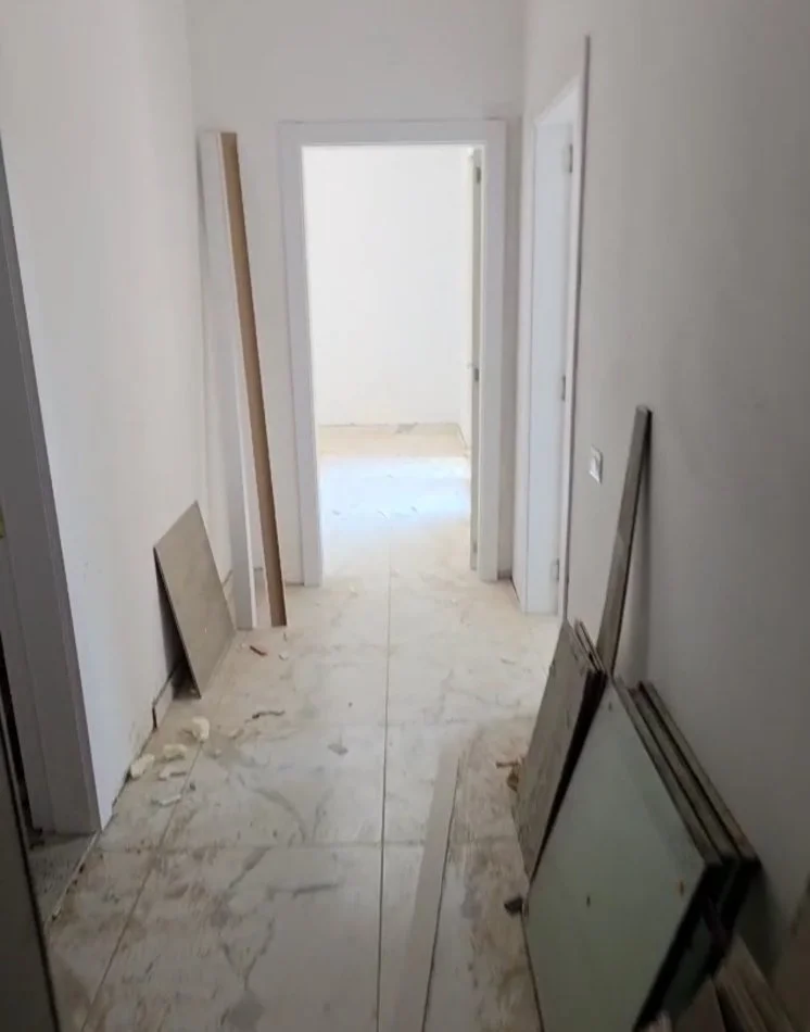 Tirane, shitet apartament 1+1 Kati 2, 73 m² 80.000 € (Paskuqan)