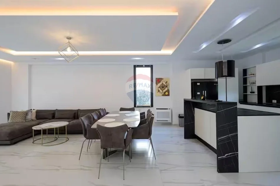 Durres, shitet 2 Katshe , 413 m² 1.490.000 € (Durres)