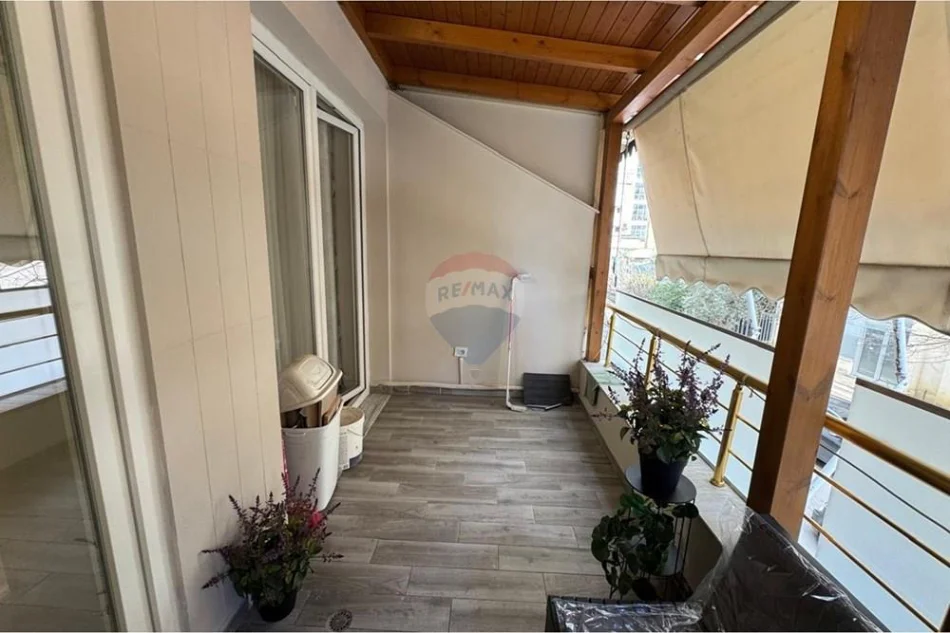 Tirane, jepet me qera apartament 1+1 , 80 m² 950 € 