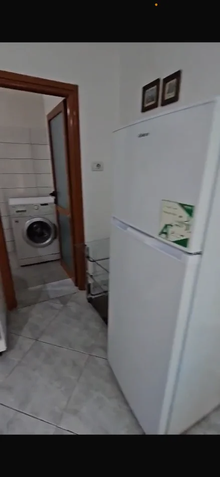 Tirane, jepet me qera apartament 1+1 Kati 0, 60 m² 350 € (Prane shkolles kushtrimi i Lirise)