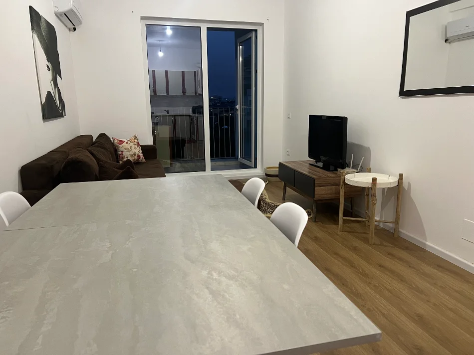 Tirane, jepet me qera nga Pronari, pa-komision apartament 1+1+Ballkon Kati 3, 399 € (Dali Topi)