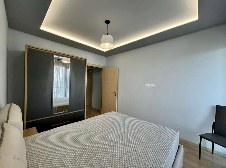 Tirane, jepet me qera apartament 1+1+Ballkon Kati 6, 500 m² 500 € (Rruga e Dibres)