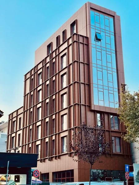 Tirane, jap me qera ambjent biznesi Kati 1, 50 m² 1.200 € (Rruga e Kavajes)