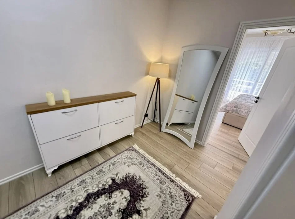 📣 QERA SUPER Apartament 2+1 Me 2 Tualete 📍 Prane Piceri Pavarotit , Tek Kopeshti Botanik ✨