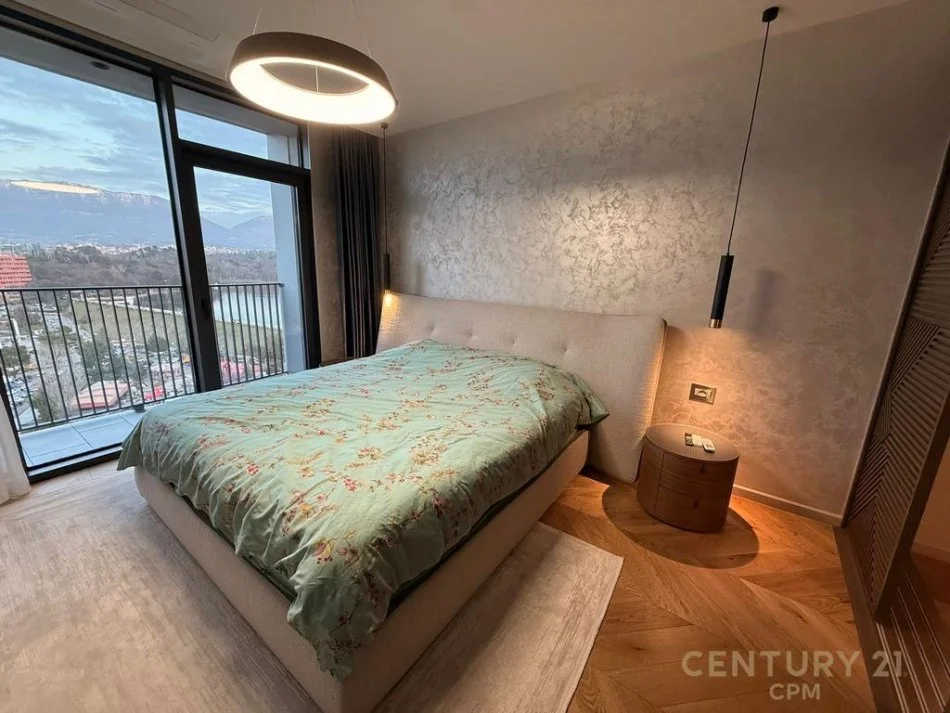 Tirane, shes apartament 2+1+Aneks+Ballkon Kati 11, 217 m² (Lake View)