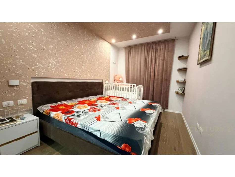 Tirane, jepet me qera apartament 2+1 Kati 6, 90 m² 800 € (Don Bosko)