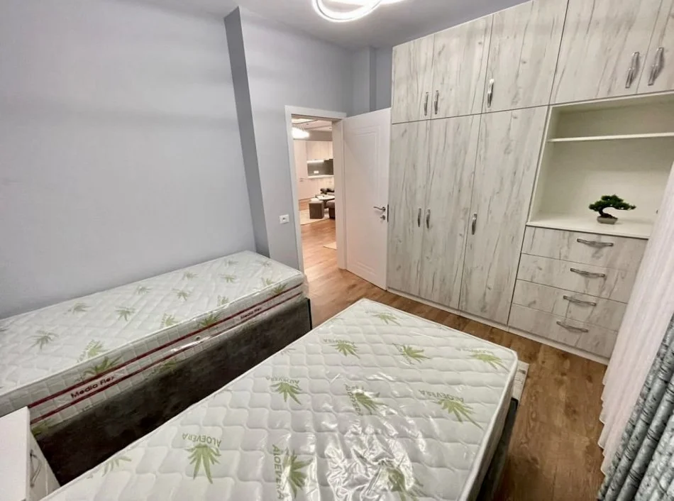 📣 QERA SUPER Apartament 2+1 📍 Prane Kompleksit Magnet (Kontakti) 🛣️ Rruga "Frosina Plaku" ✨