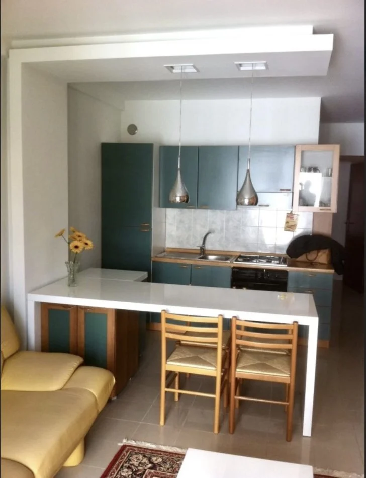 Tirane, jepet me qera apartament 1+1 Kati 3, 60 m² 500 € 