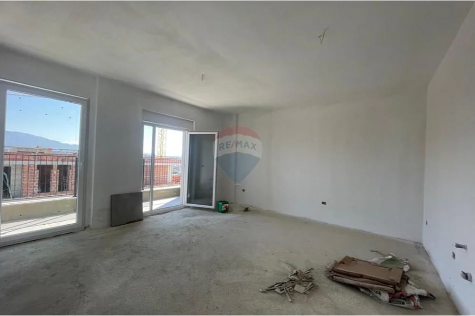 Tirane, shitet apartament 2+1 , 129 m² 135.000 € (Univers City , Qtu)