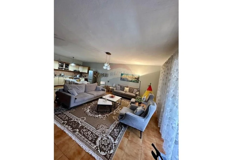 Tirane, shitet 2+1 , 125 m² 249.000 € (Kika 1)