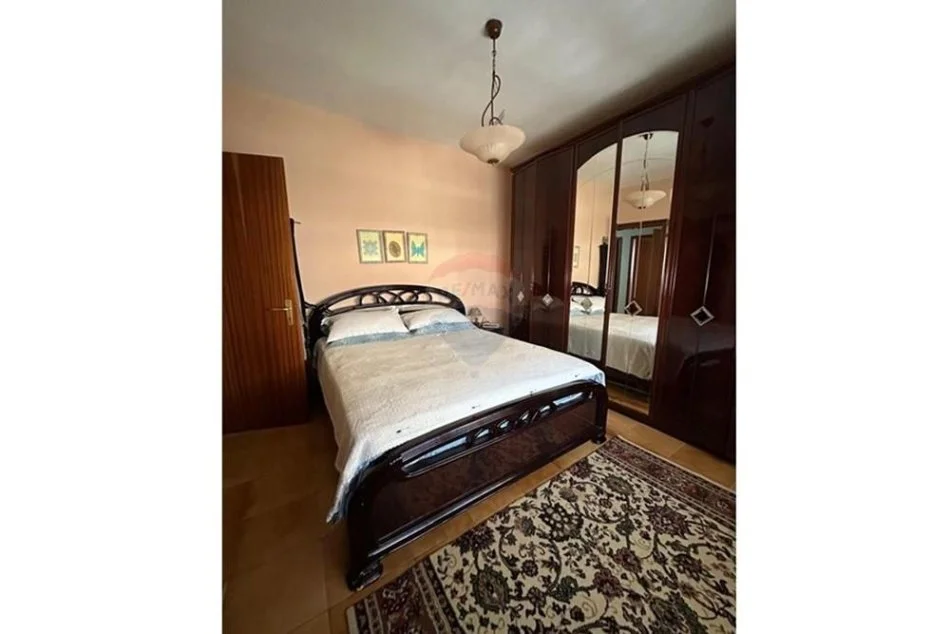 Tirane, shitet 2+1 , 125 m² 249.000 € (Kika 1)