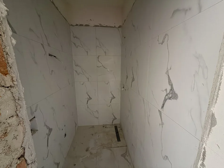 Tirane, shitet apartament 2+1+2+Ballkon Kati 9, 98 m² 135.000€ (Urban Gate, Astir)