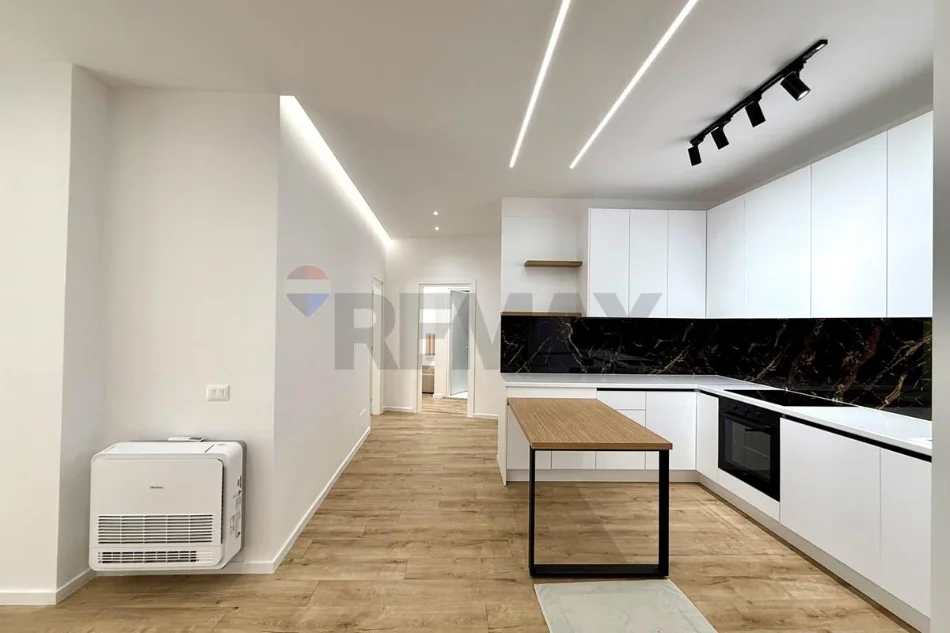 Tirane, shitet apartament 2+1 , 134 m² 249.000 € (Kopshti Zoologjik)