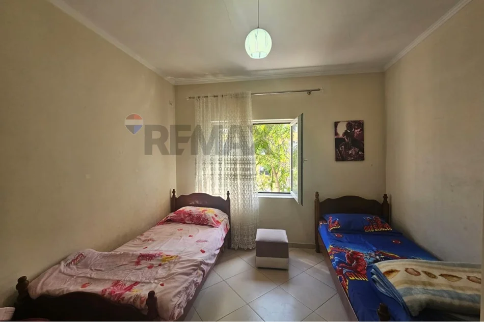 Tirane, jap me qera 2+1 , 600 € 