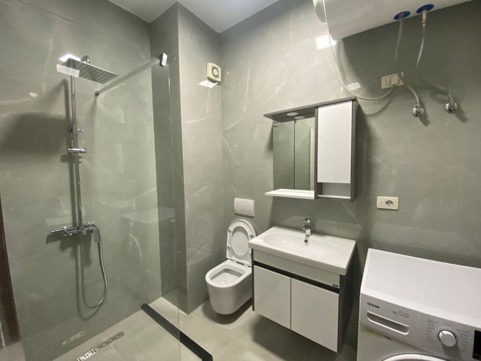 Tirane, jepet me qera apartament 2+1+Aneks+Ballkon Kati 4, 120 m² 700 € (LIQENI I THATE TIRANE)