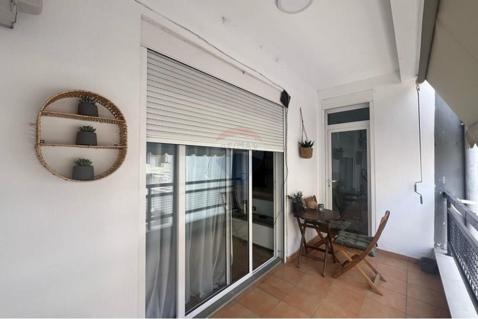 Tirane, jepet me qera apartament 1+1+Ballkon Kati 5, 72 m² 550 € (Vila Gold)