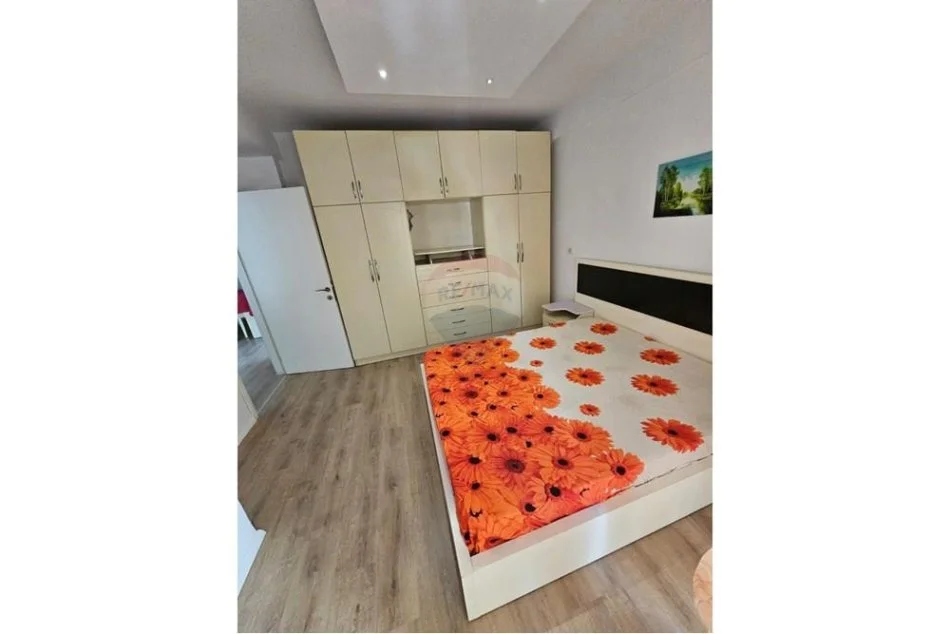 Tirane, shes apartament 2+1 , 91 m² 120.000 € (Fresk)