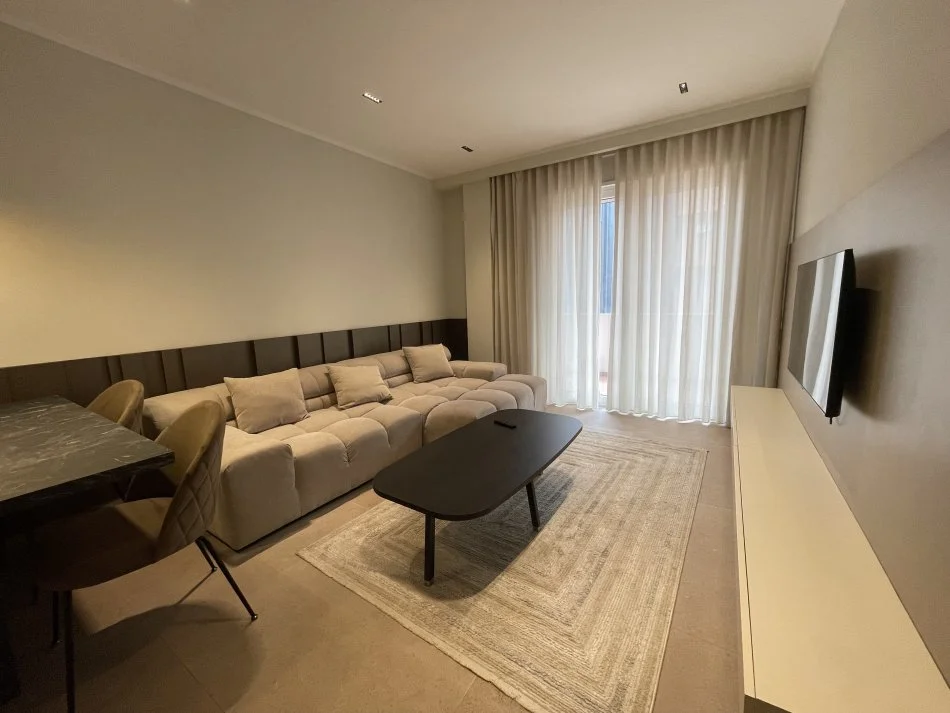 APARTAMENT 1+1 PER QIRA Sima Com, Astir