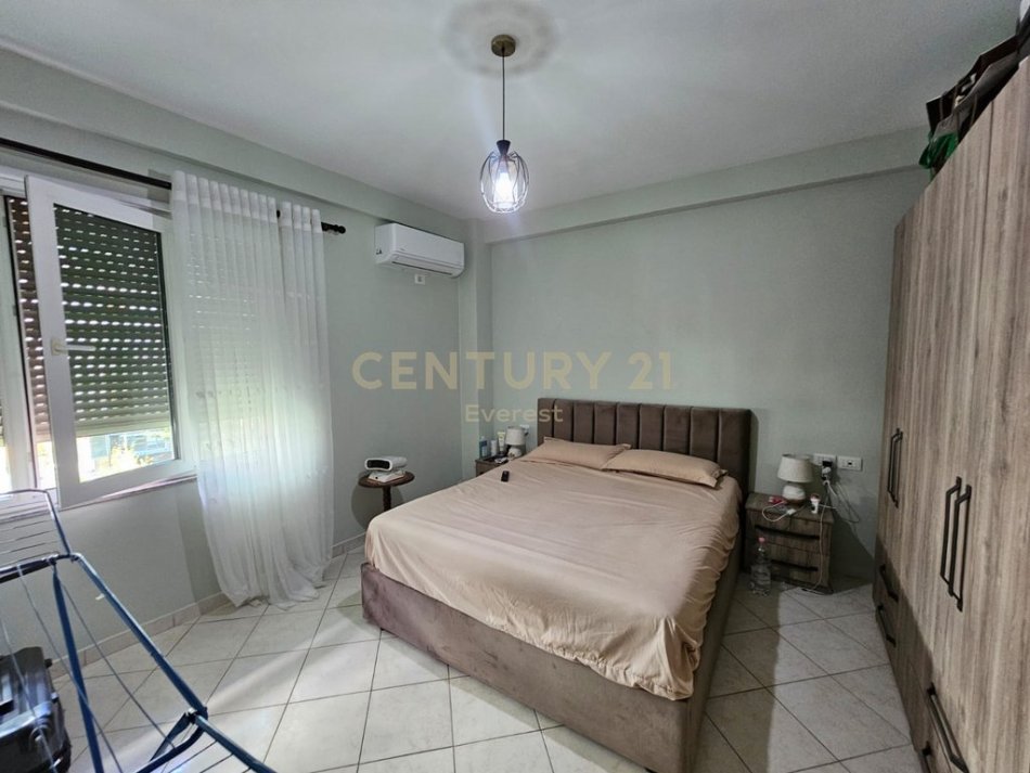 Tirane, shitet apartament 2+1+Aneks+Ballkon Kati 3, 93 m² 160.000 € (5 Maji)