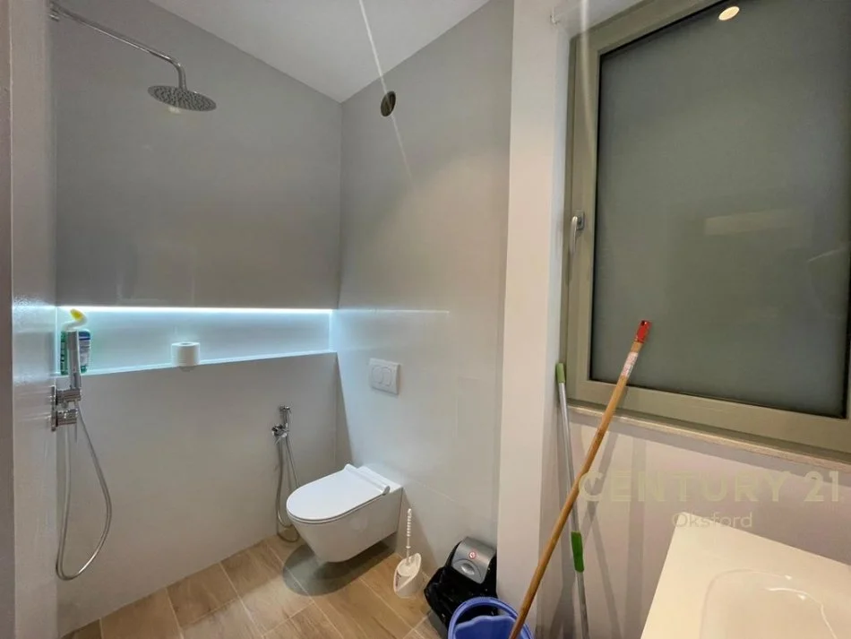 Tirane, jepet me qera apartament 2+1+Aneks+Ballkon Kati 1, 78 m² 240.000 € (PRANE KESH)