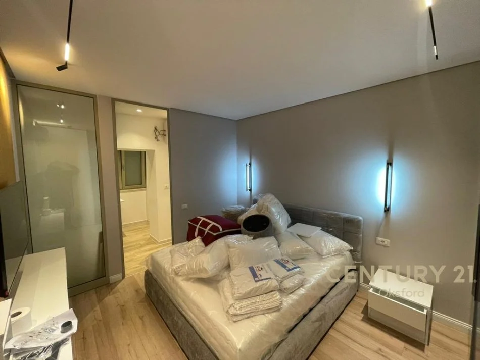 Tirane, jepet me qera apartament 2+1+Aneks+Ballkon Kati 1, 78 m² 240.000 € (PRANE KESH)